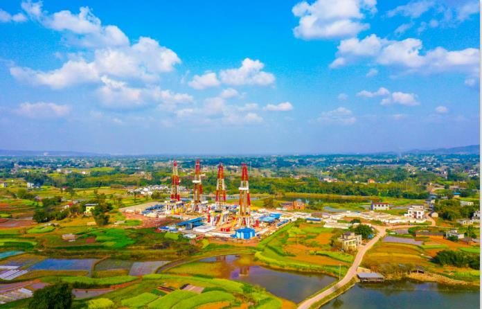 西南油氣田公司頁巖氣日產(chǎn)量超4000萬方！再創(chuàng)歷史新高